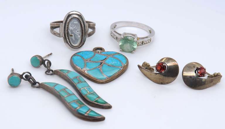 Lot of Rings and Earrings in Sterling Silver