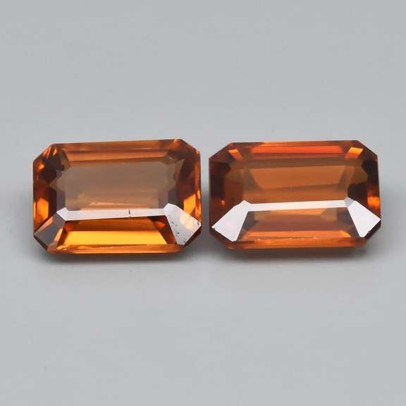 Collectors! 3.06ct natural Imperial Zircon set