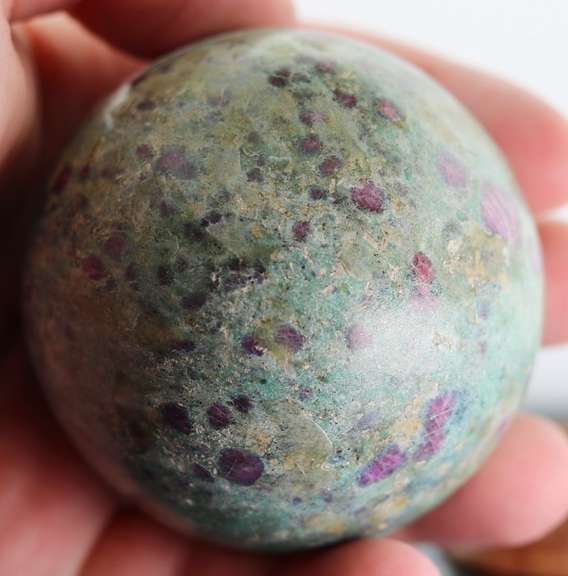 Don't miss this incredible 1,932ct Ruby in Fuchsite!