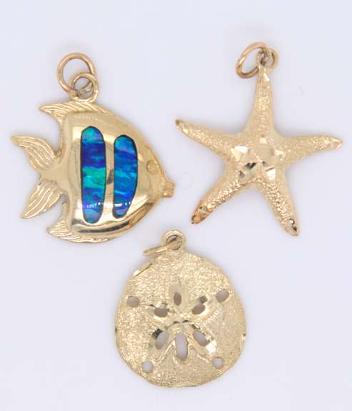 Group Lot of 3 Yellow Gold Nautical Charms