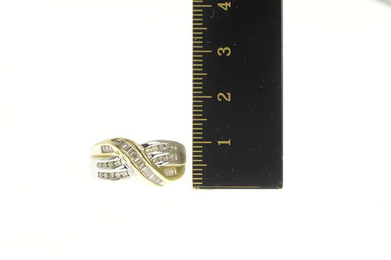 14K Yellow Gold 0.50 Ctw Baguette Diamond Criss Cross Ring