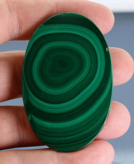 Gorgeous 188.44ct untreated Green Malachite