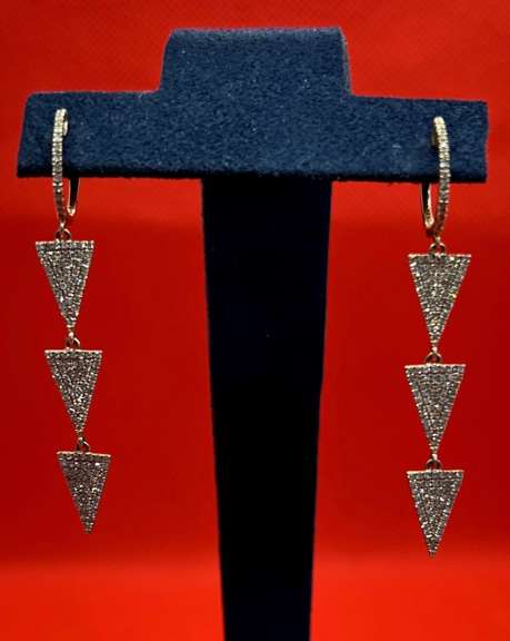 14K LEVERBACK ROSE GOLD EARRINGS WITH DIAMONDS