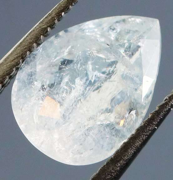 Ravishing 1.04ct platinum paraiba blue tourmaline