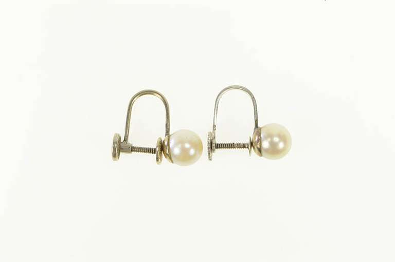 14K White Gold Pearl Retro 1960's Classic Screw Back Earrings