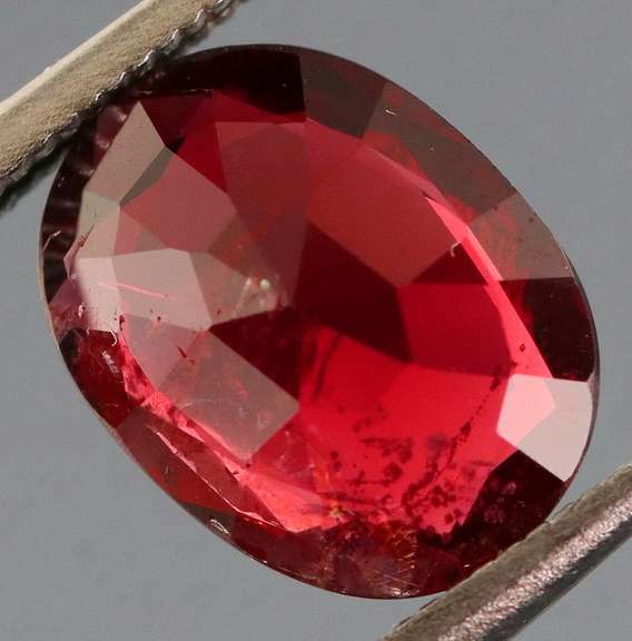 Incredible 1.78ct collectors cherry red untreated Spinel