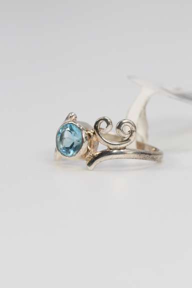 Sterling Silver Blue Topaz Gemstone Ring