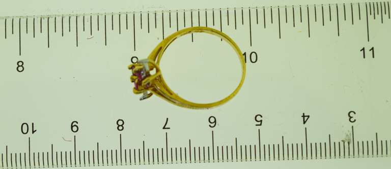 10KT Yellow Gold Red Spinel Ring