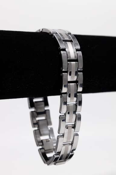 16mm Tungsten Carbide Bracelet 8.5 Inch