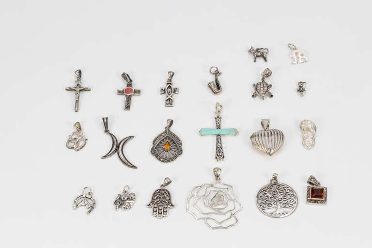 .925 Sterling Silver Curated 20 Pendant Lot Various Sizes & Styles