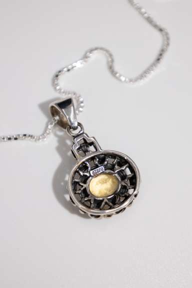 .925 Sterling Silver Pendant w/ Citrine Gemstone