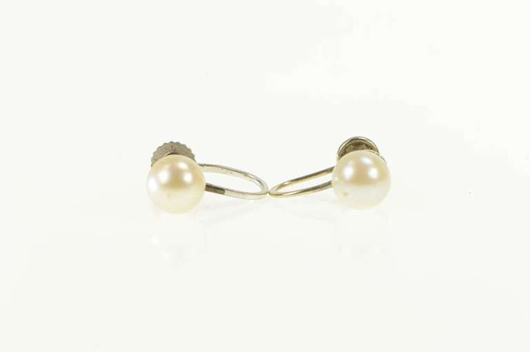 14K White Gold Pearl Retro 1960's Classic Screw Back Earrings