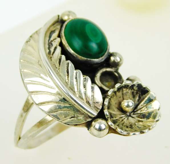 Sterling Navajo Malachite Squash Ring, Size 6.5