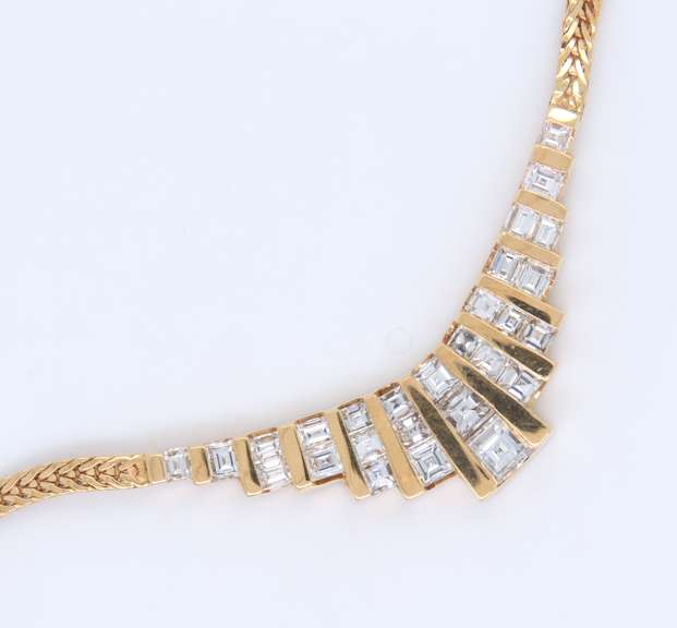 Shimmering Yellow Gold appx 4.41ctw Square Cut Diamond Necklace