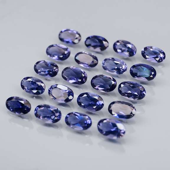 Stunning 4.11ct high luster blue violet Iolite set