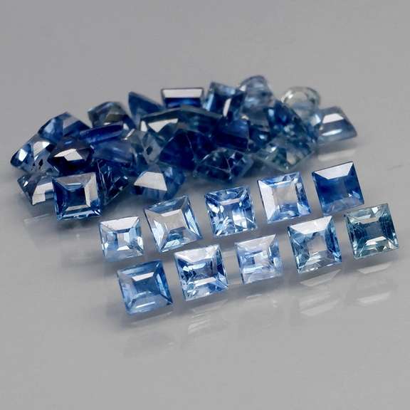 Heated only 3.29ct blue Sapphire set with multiple hues