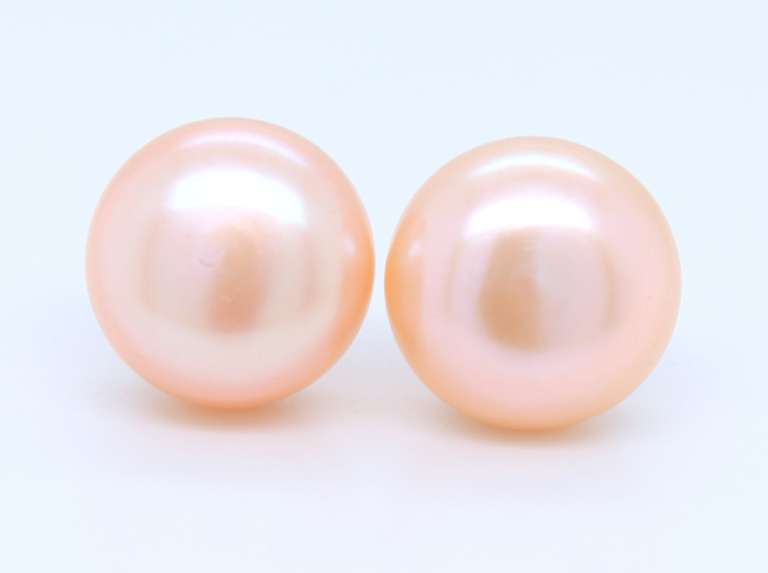 Elegant White Gold Pink Pearl Stud Earrings
