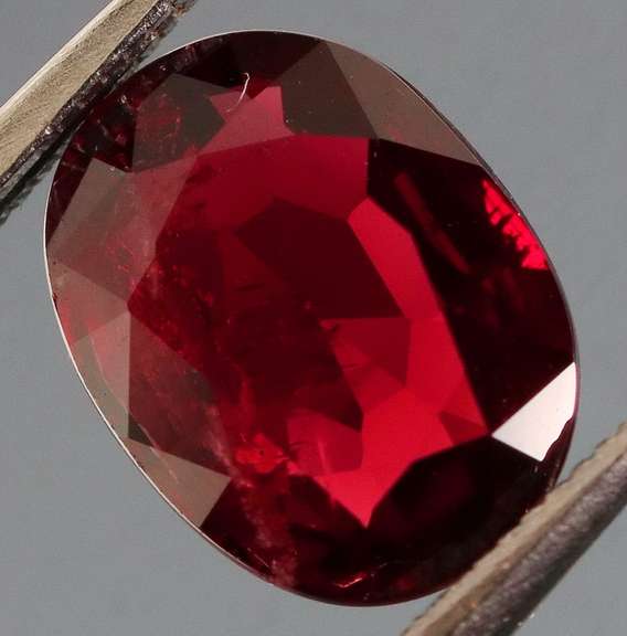 Incredible 1.78ct collectors cherry red untreated Spinel