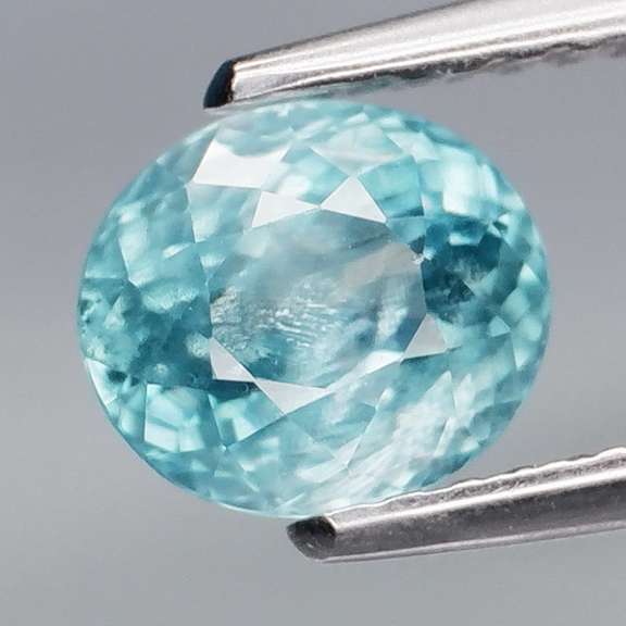 Glittering 1.77ct diamond luster blue Zircon