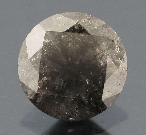Beautiful 1.05ct silver and black Diamond solitare
