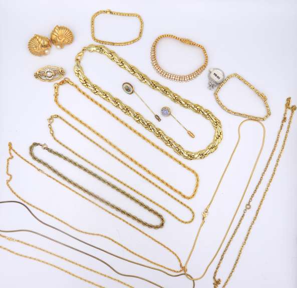 Group Lot of Custom Jewelry