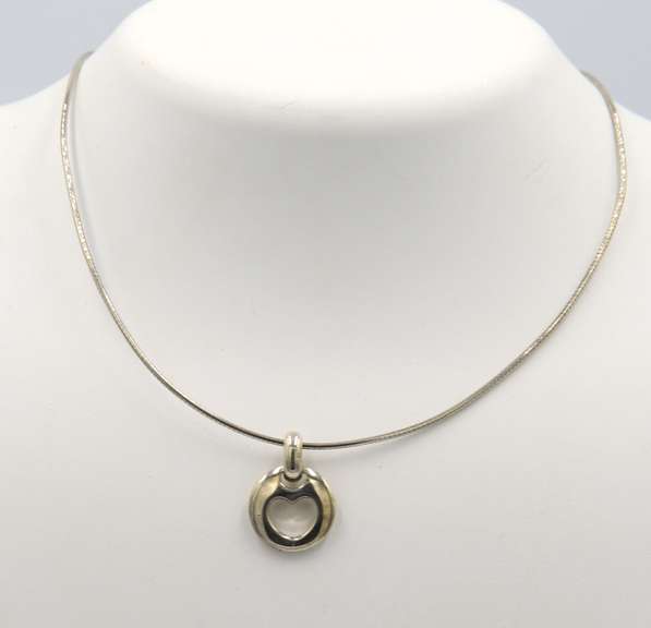 Tiffany & Co open Heart Pendant Necklace