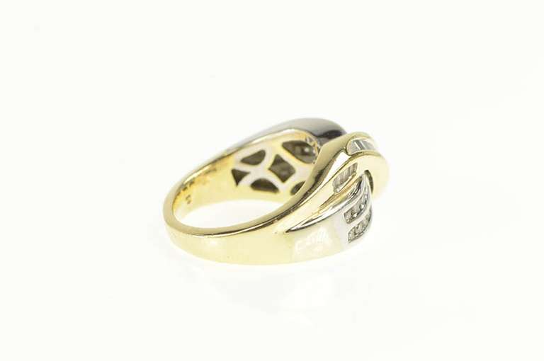 14K Yellow Gold 0.50 Ctw Baguette Diamond Criss Cross Ring