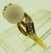 10KT Yellow Gold White Stone Ball Ring