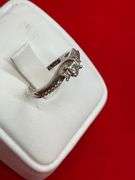 LADIES WHITE GOLD AND DIAMOND ING
