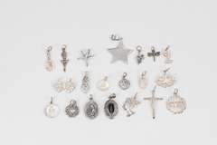 Sterling Silver Pendant Assortment Various Sizes & Styles (20 Pendant Lot)