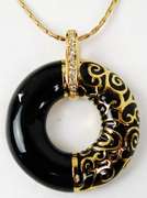 Camrose & Kross Jackie Kennedy Necklace w/Box