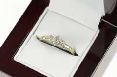 14K White Gold Princess Diamond Cluster Promise Engagement Ring