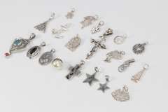 Sterling Silver Pendant Assortment Various Sizes & Styles (20 Pendant Lot)