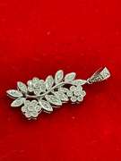14K WHITE GOLD AND DIAMOND PENDANT