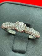 CERTIFIED LADIES 14K WHITE GOLD AND DIAMOND RING