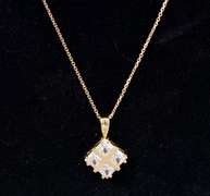 Luxurios CZ Pendant Necklace in 14K Yellow Gold