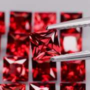 Set of 16 top red VS Garnets weighing 7.65 carats
