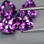 Glittering 6.74ct 8x8mm real Bolivian Amethyst set