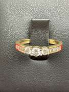 LADIES 14K YELLOW GOLD AND DIAMOND RING