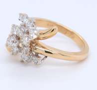 Elegant Yellow Gold Round Brilliant Cut Diamond Cluster Crossover Ring
