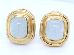 Incredible Yellow Gold Nephrite Jade Cab Earrings
