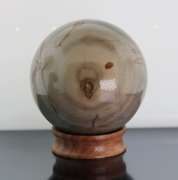 Stunning 1,273ct all natural layered Agate