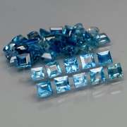 Multi-hue 3.46ct blue Sapphire set
