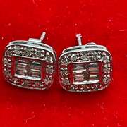 14K WHITE GOLD DIAMOND STUD EARRINGS
