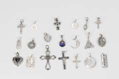 Sterling Silver Pendant Assortment Various Sizes & Styles (20 Pendant Lot)