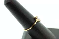 Delightful 18kt Yellow Gold Diamond Ring