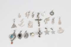 Sterling Silver Pendant Assortment Various Sizes & Styles (20 Pendant Lot)
