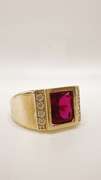 Men's 14kt Solid Yellow Gold & Gemstone Ring. Total weight: