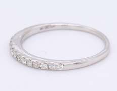 Dazzling White Gold Moissanite Engagement Ring Set