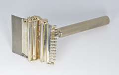 Unique c. 1914 NOS Safety Razor Kit